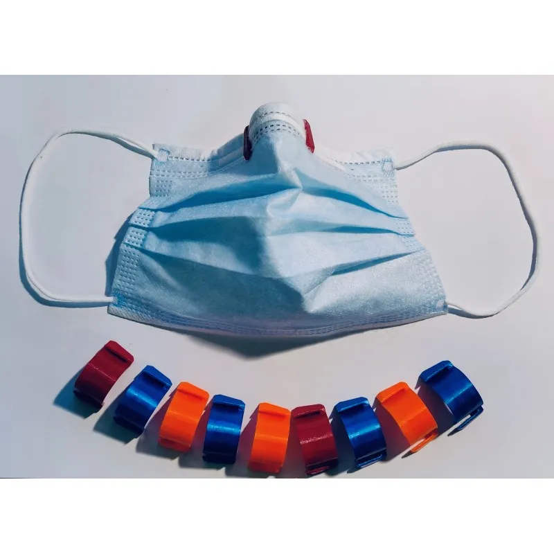 pince-nez-stefti-anti-buee-pour-porteur-de-lunettes (1).webp