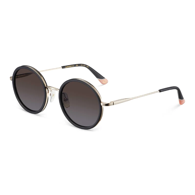Etnia Barcelona Almagro 21 BK 51 – lunettes de soleil femme – vue de trois-quarts